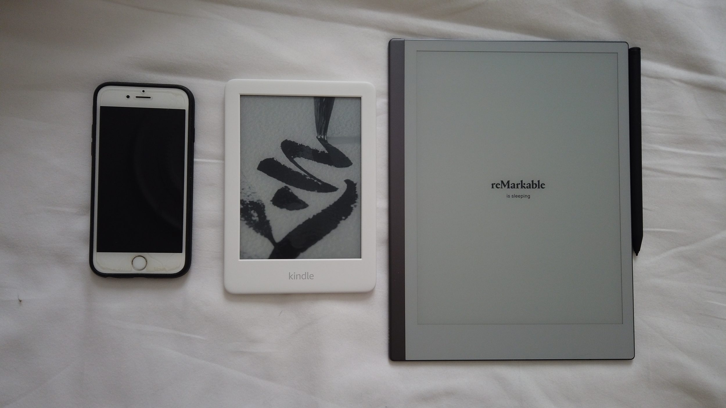 Comparatif reMarkable 2 vs. iPad et Kindle
